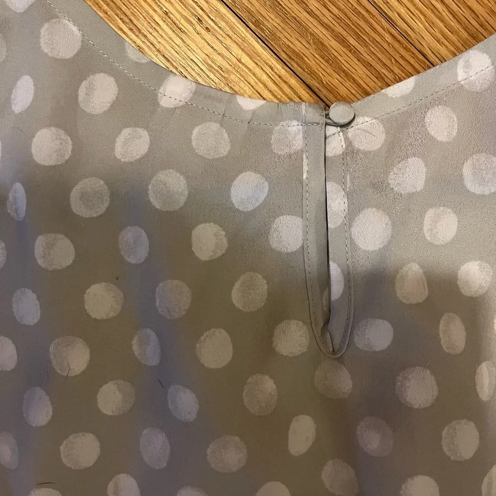 NWT Merona Sleeveless Blouse - Picture 5 of 6